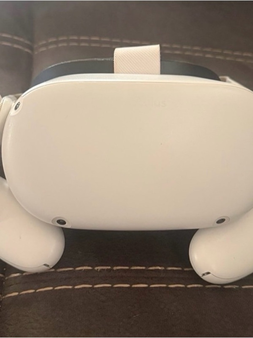 Microsoft White VR Headset with White Controllers